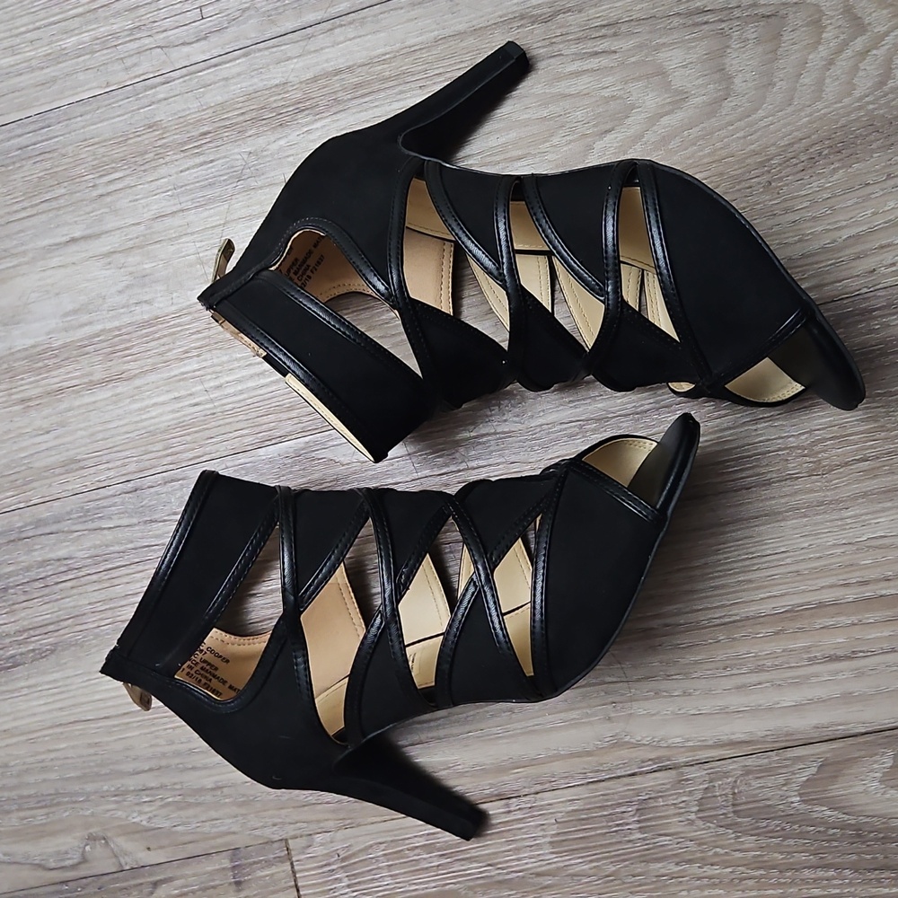 Liz Claiborne Cooper Black Fabric Cut Out Open Toe Zip Back Heels Women's 8W New